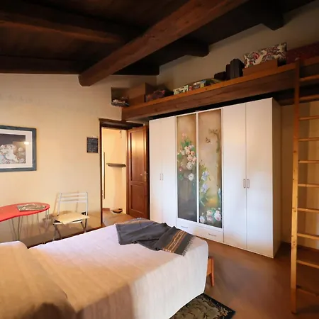 Splendida Casa In Sasso In Borgo *