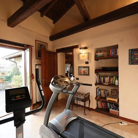 Splendida Casa In Sasso In Borgo * Canossa