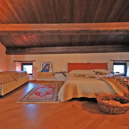 Splendida Casa In Sasso In Borgo