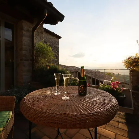 Splendida Casa In Sasso In Borgo Casa de Férias Canossa