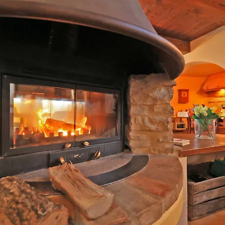 Splendida Casa In Sasso In Borgo *