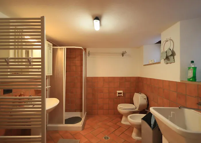 Splendida Casa In Sasso In Borgo *