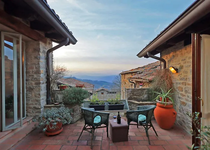 Splendida Casa In Sasso In Borgo Semesterbostad