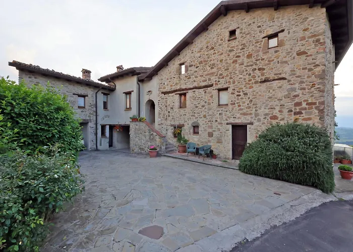 Semesterbostad Splendida Casa In Sasso In Borgo Canossa